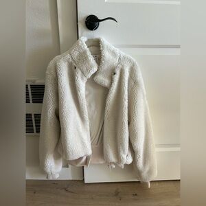 Alo Yoga - Foxy Sherpa Jacket (Small)